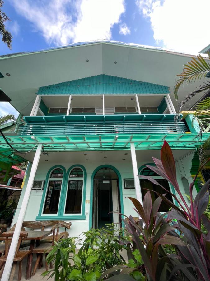 Austrias Guest House El Nido Kültér fotó